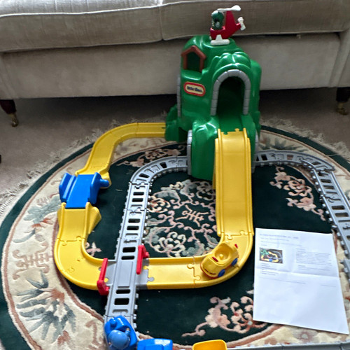 Little tikes peak - road, &